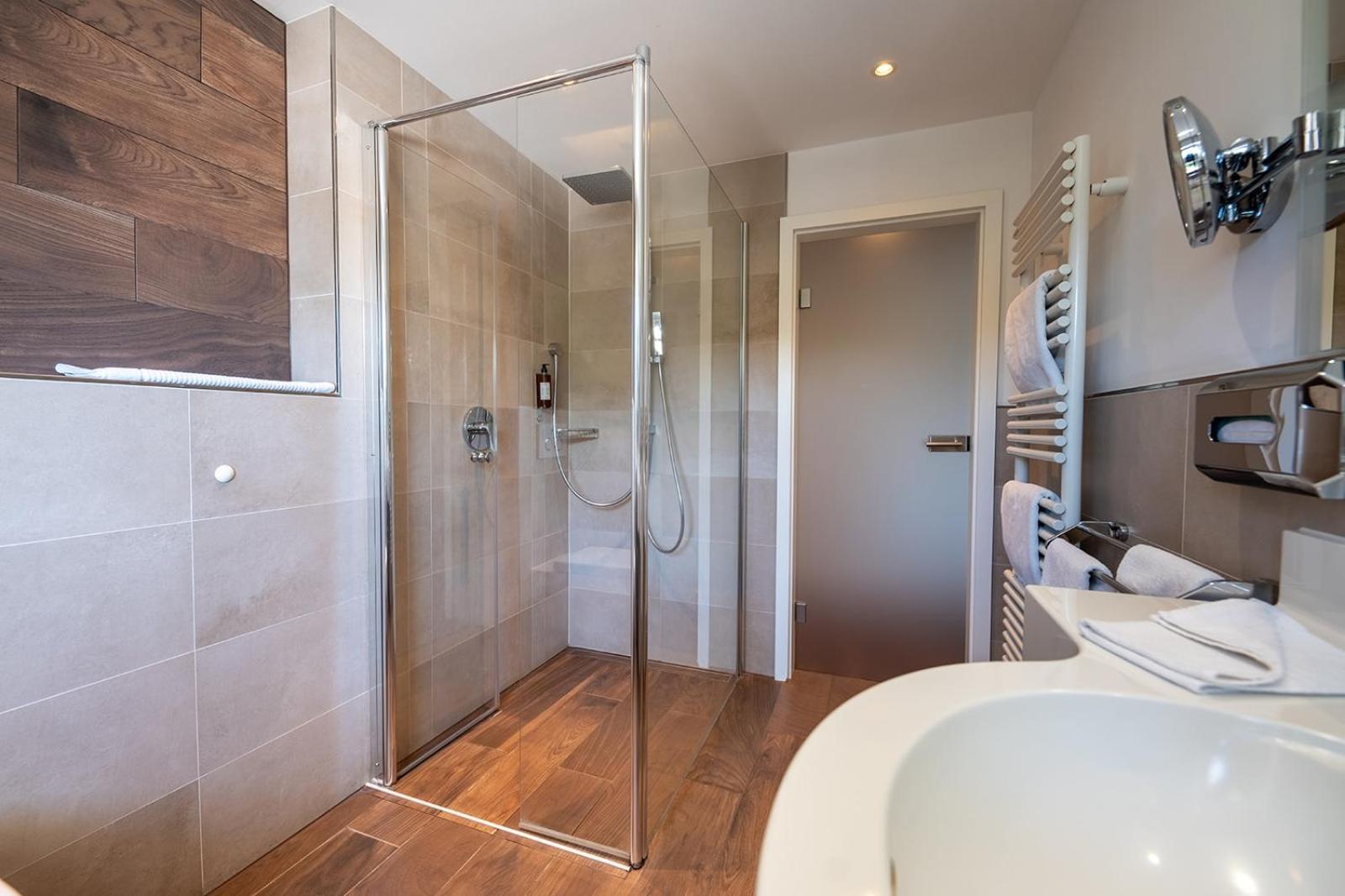 Chiemseestern Vacation & Recreation "Adults Only" Gstadt am Chiemsee Quarto foto